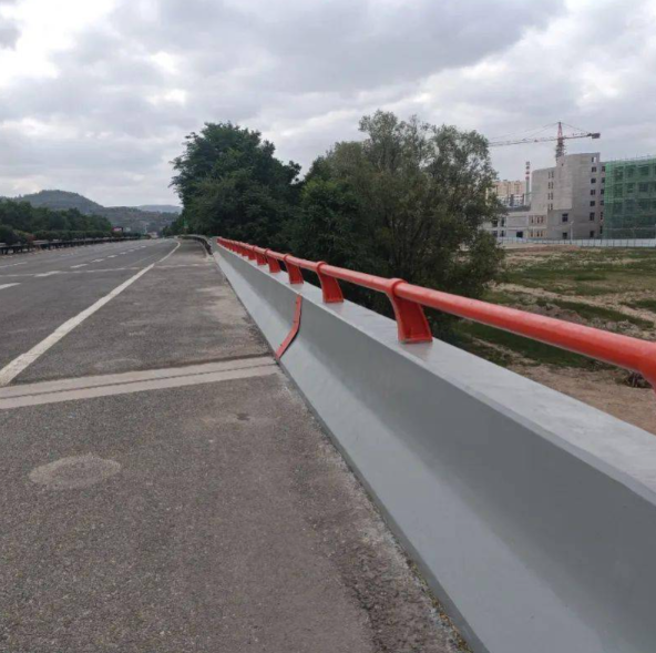 Clôture de barrière de route en béton industriel robuste