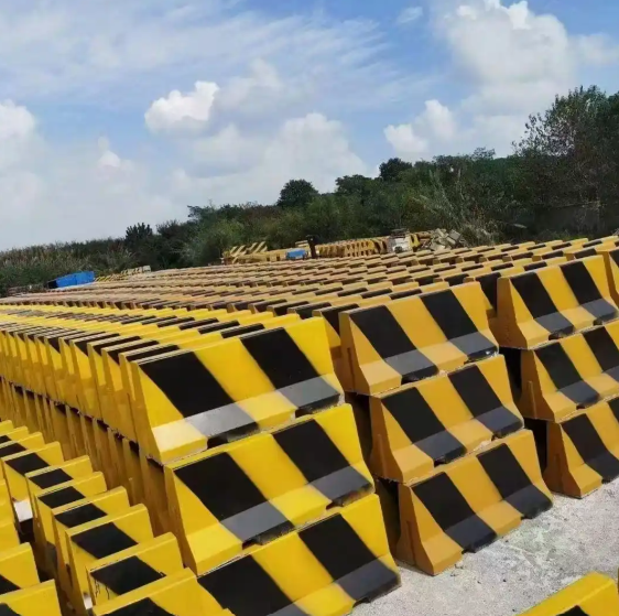 Hàng rào an ninh bê tông chống RAM nặng