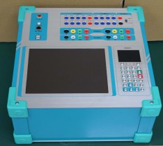 Testeur portable de protection des relais monophasé à microprocesseur