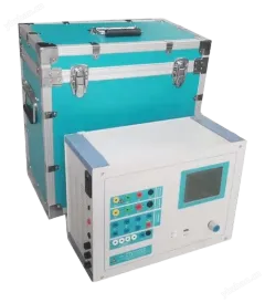 Testeur de protection de relais triphasique de bureau