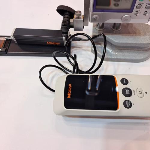 ポータブルハンドヘルド粗さプロファイラ