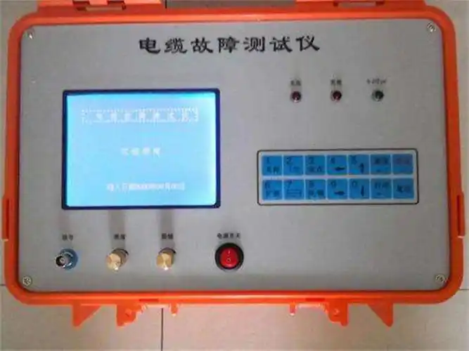 Analyseur numérique intelligent de défauts de câbles