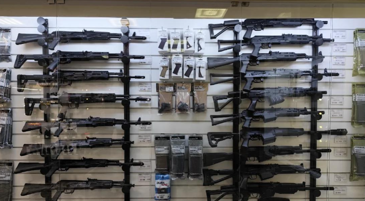 Lemari pajangan senjata api toko komersial
