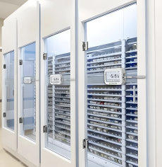 ตู้เก็บมีดอัจฉริยะห้องทำความสะอาดทางการแพทย์