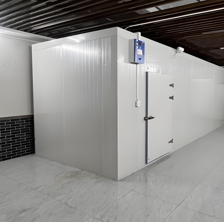 Gudang Pendingin Farmasi Standar 2-8°C