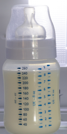 กระป๋องเก็บรวมนมผงสำหรับทารกไร้สาร BPA พร้อมช้อนชงปริมาณ