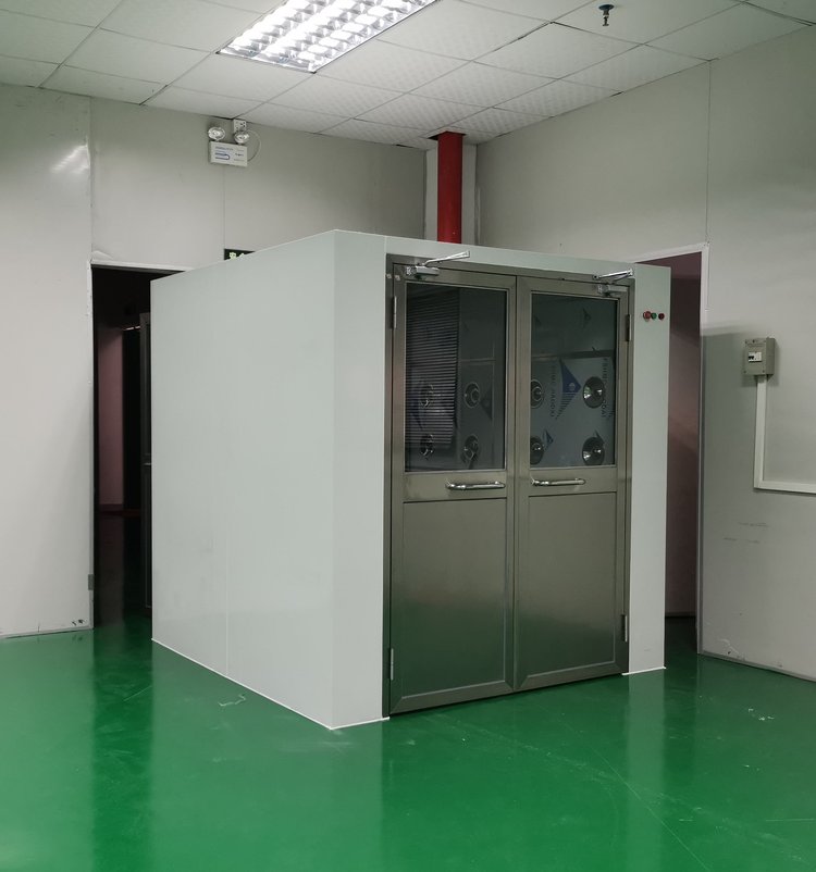 Ruangan Air Shower Standar Pintu Manual