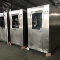 Cabine de décontamination à air soufflé double pour deux personnes avec verrouillage interverrouillé