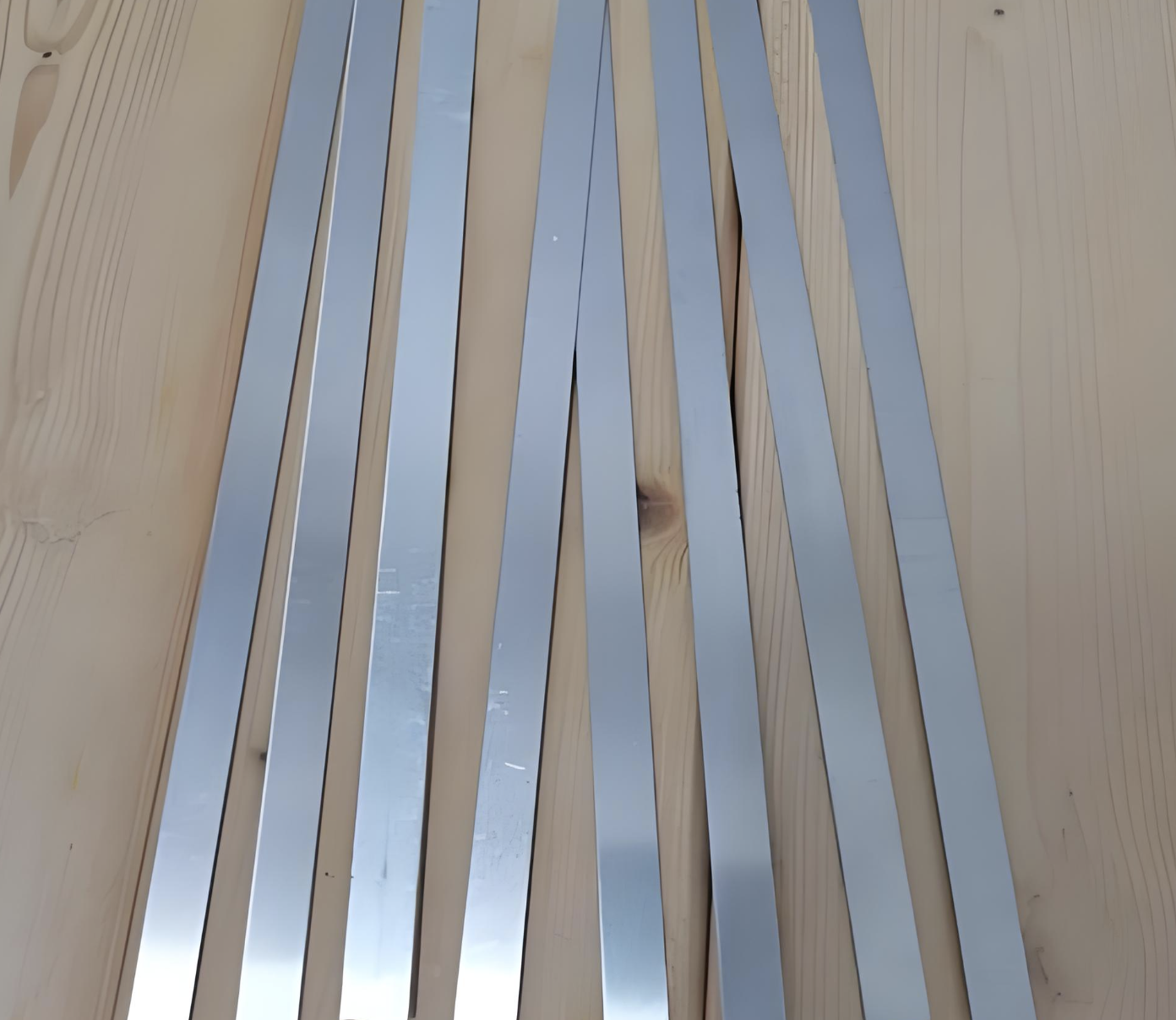 แถบแอลูมิเนียมแบนด์ความละเอียดอัลตรา-บาง