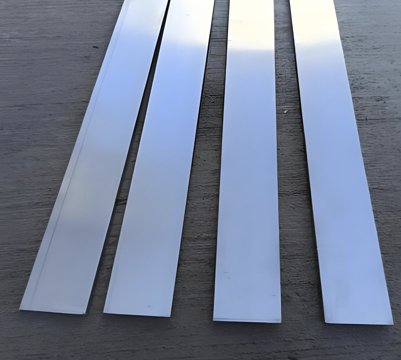 แถบแบนอลูมิเนียมอุณหภูมิต่ำไอโซเทอร์มิก (สำหรับ LNG/โซ่ส่งเสริมความเย็นพิเศษ)