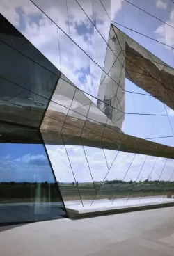 <span>Tôle</span> d'aluminium décorative à finition miroir