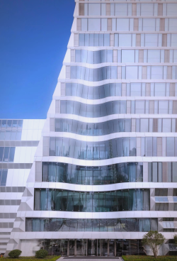 แผ่นอลูมิเนียมผนังม่านกั้นอาคารชุบอานโอด