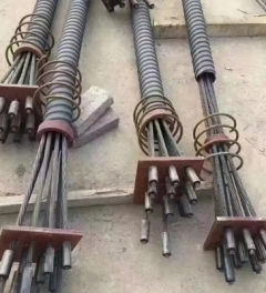 Ancre anti-flottante à filet fin laminé à précontrainte