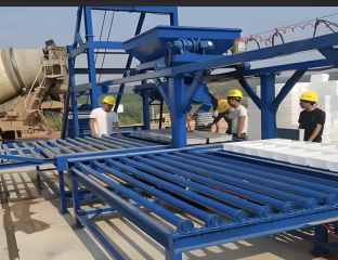 Mobile Slope Protection Brick Concrete Forming Machine