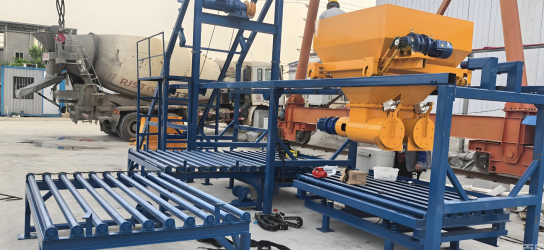 Machine de formage d'éléments préfabriqués en béton CNC entièrement automatique