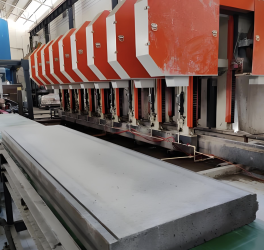 Lightweight Insulated Concrete <span>Wall</span> <span>Panel</span> Forming Machine