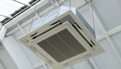 เครื่องปรับอากาศสี่ท่อลอยแบบส่วนกลางขนาดเล็ก สำหรับพื้นที่พาณิชย์ขนาดเล็ก