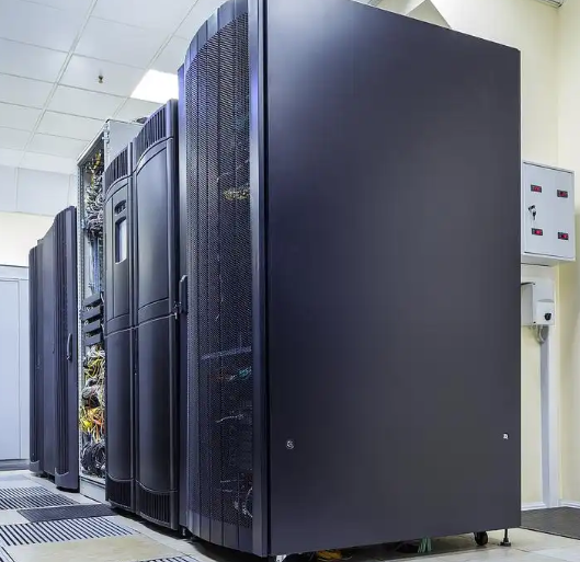 AC Presisi Ruang Komputer Baris Antara Rak Server