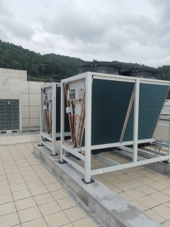 Máy lạnh phòng máy tính tích hợp ngoài trời