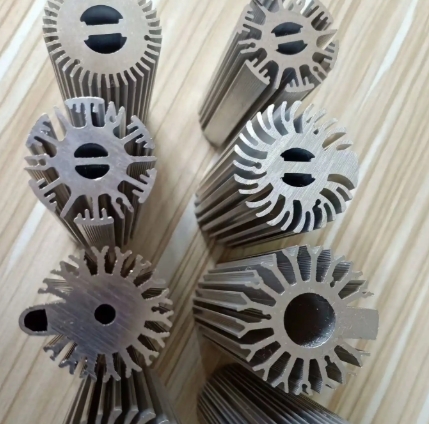 Matrice d'extrusion de profilés en aluminium 6063