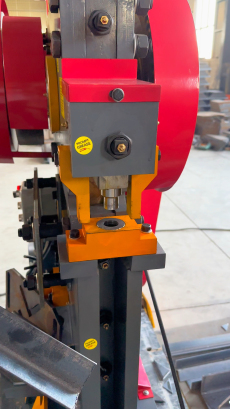 Small Desktop Manual Steel Mesh Punching and Shearing Machine