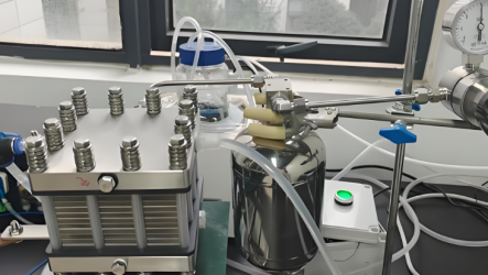 Small-Scale PEM Hydrogen Electrolysis Generator