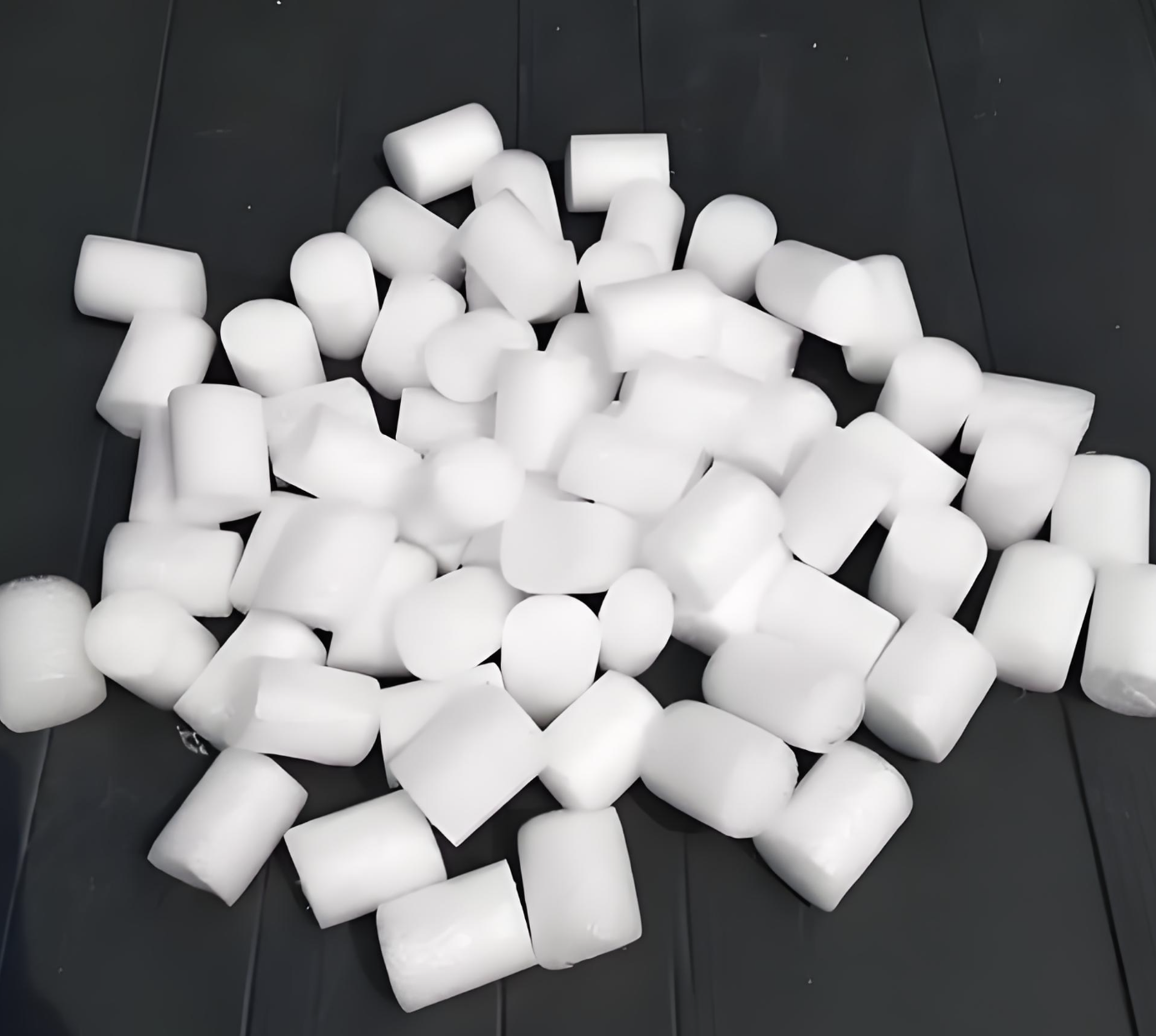 เม็ดเติมบรรจุภัณฑ์ฝอยมุกอีพีอี (EPE Pearl Cotton Packing Filler Pellets