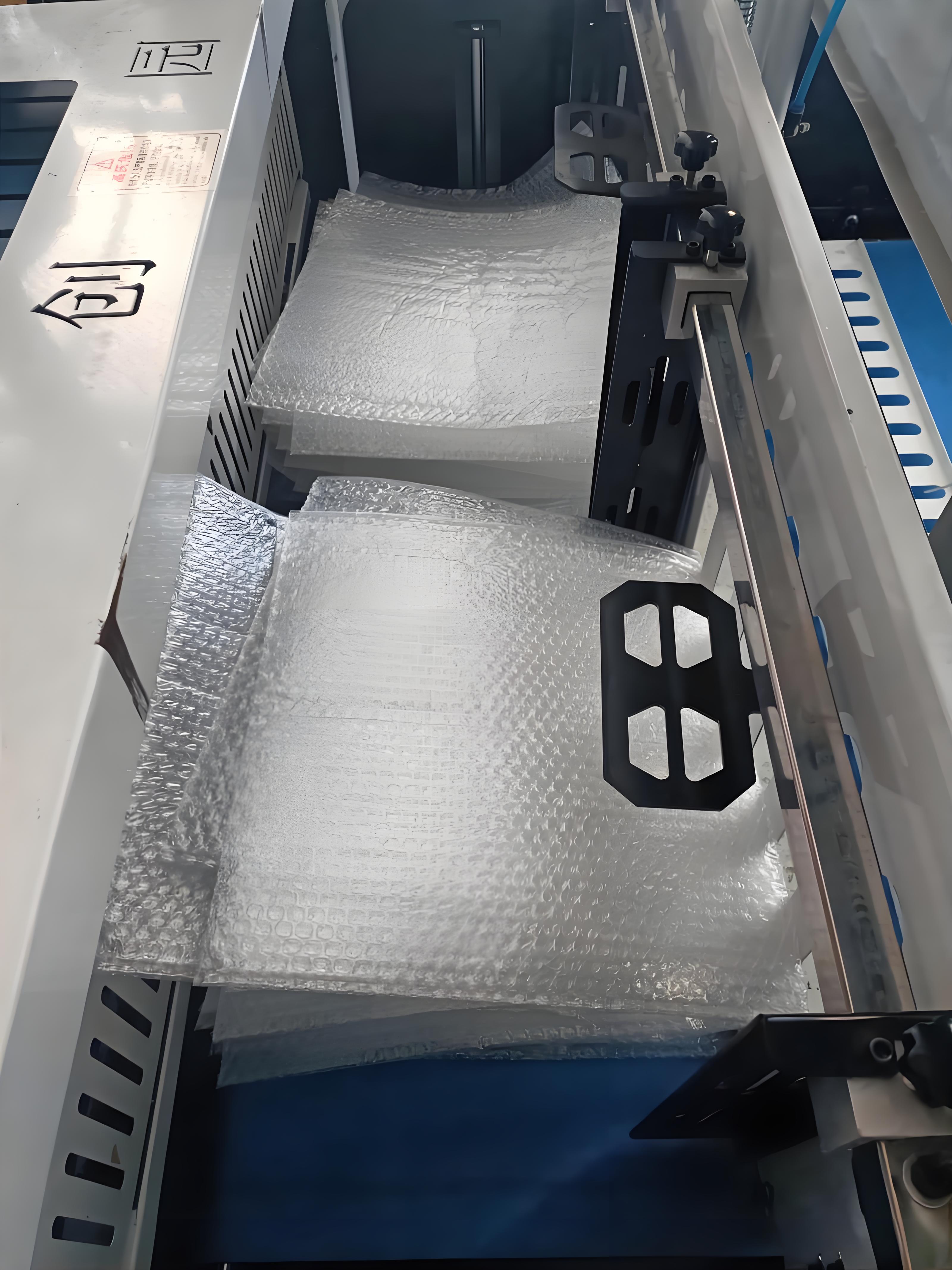 แผ่นฟิล์มหุ้มฟองสบายที่ตัดไว้ล่วงหน้าและปรับขนาดตามคำสั่ง