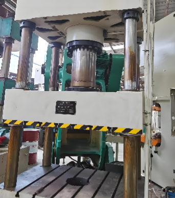 เครื่องกดไฮดรอลิกอุตสาหกรรมสี่เสา