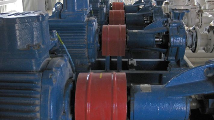 Treuil hydraulique de traction monté sur camion
