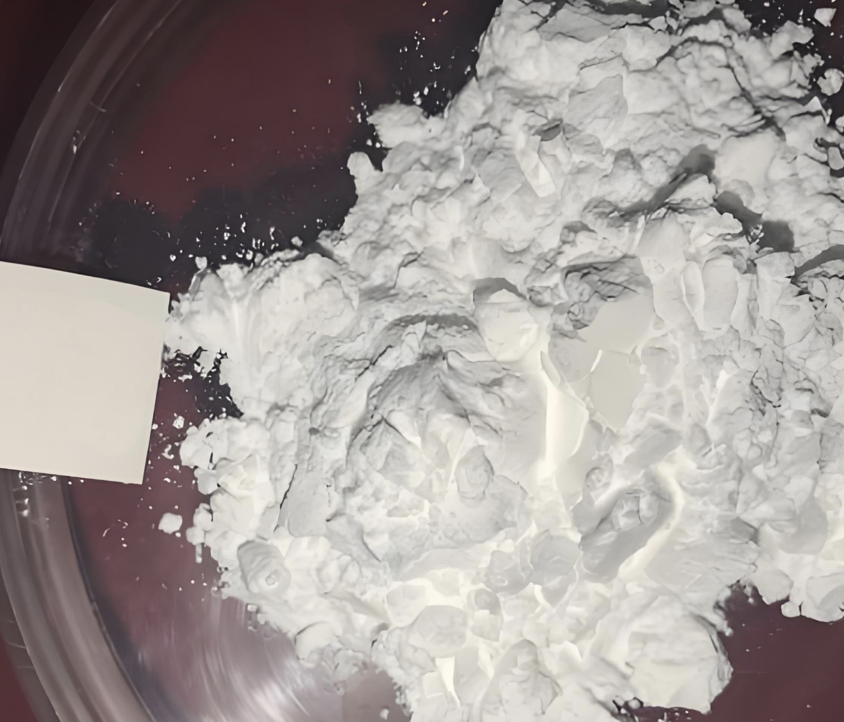 Carbonate basique de zinc : activateur de vulcanisation du caoutchouc