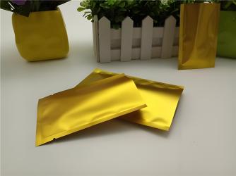 ถุงฟอยล์อลูมิเนียมสีหลายสีที่ซีลด้วยสุญญากาศ