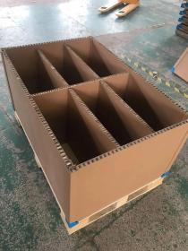 Carton ondulé anti-statique pour composants électroniques