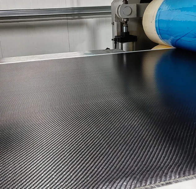 Prepreg อีพ็อกซี่เร่งปฏิกิริยาที่อุณหภูมิต่ำสำหรับยานพาหนะพลังงานใหม่