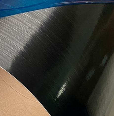 ผ้าเส้นใยคาร์บอนแนวเดียว ระดับอวกาศ T700 ที่เคลือบเรซินแล้ว