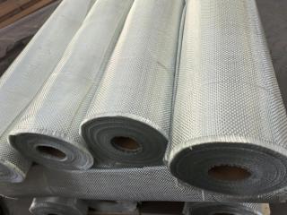 Kain Fiberglass Berkekuatan Tinggi Kelas Dirgantara