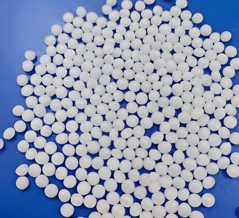 เม็ดอิทิลีนยูเรียสำหรับปรับปรุงดินเกษตรกรรมและกำจัดฟอร์มาลดีไฮด์