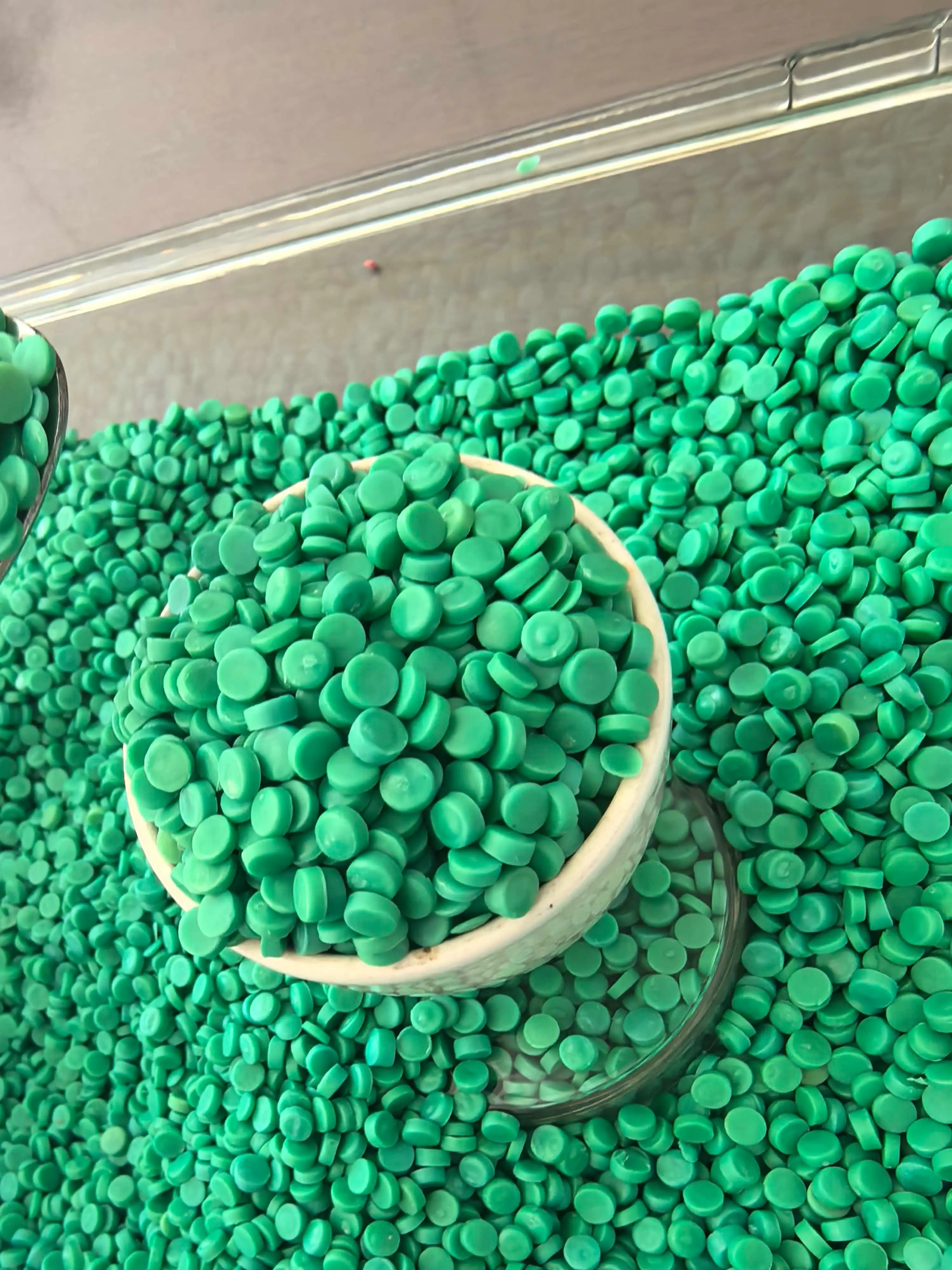 Granulés PE recyclés modifiés à haute résistance aux chocs