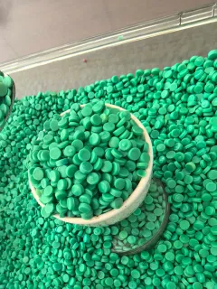 Granulés PE recyclés modifiés à haute résistance aux chocs