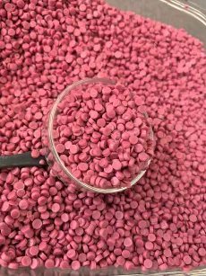 Granulés recyclés PE à grade de résistance à la traction mélangés