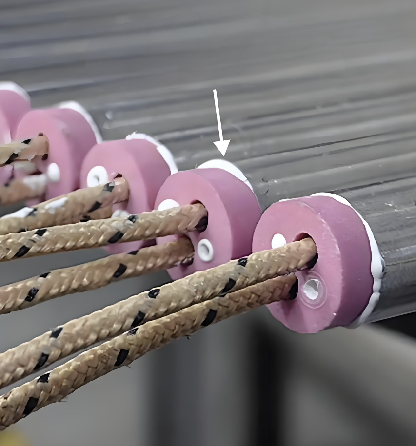 導電性セラミック接着剤