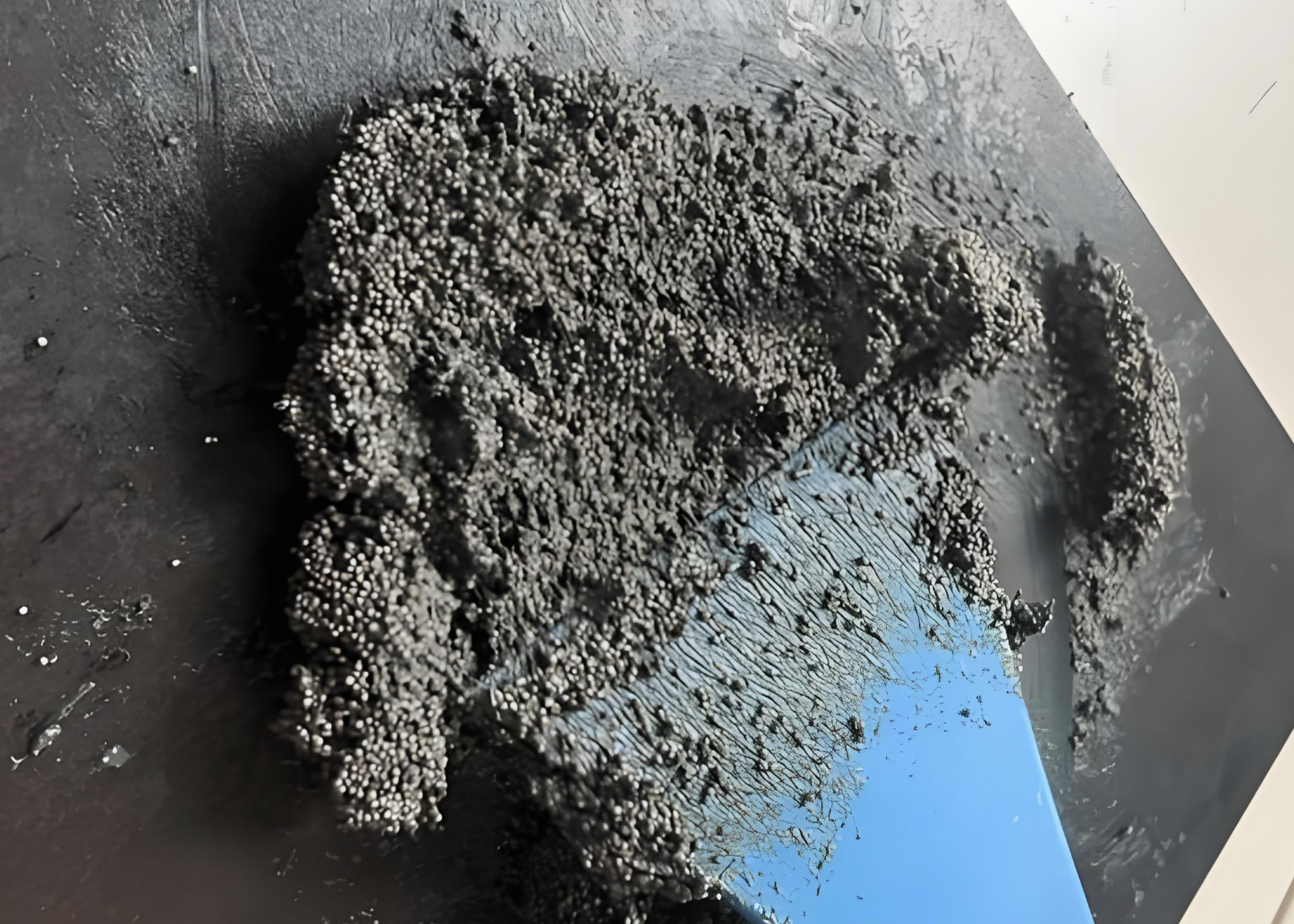 Heavy Duty Wear-Resistant Ceramic Particle Adhesive