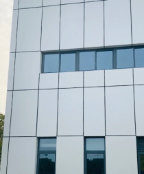 ผ้าเบ้อลูมิเนียมเคลือบ PVDF สำหรับผนังม่านภายนอกอาคาร