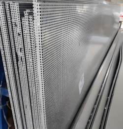 แผ่นกันเสียงรูเจาะอลูมิเนียมอัลลอยด์