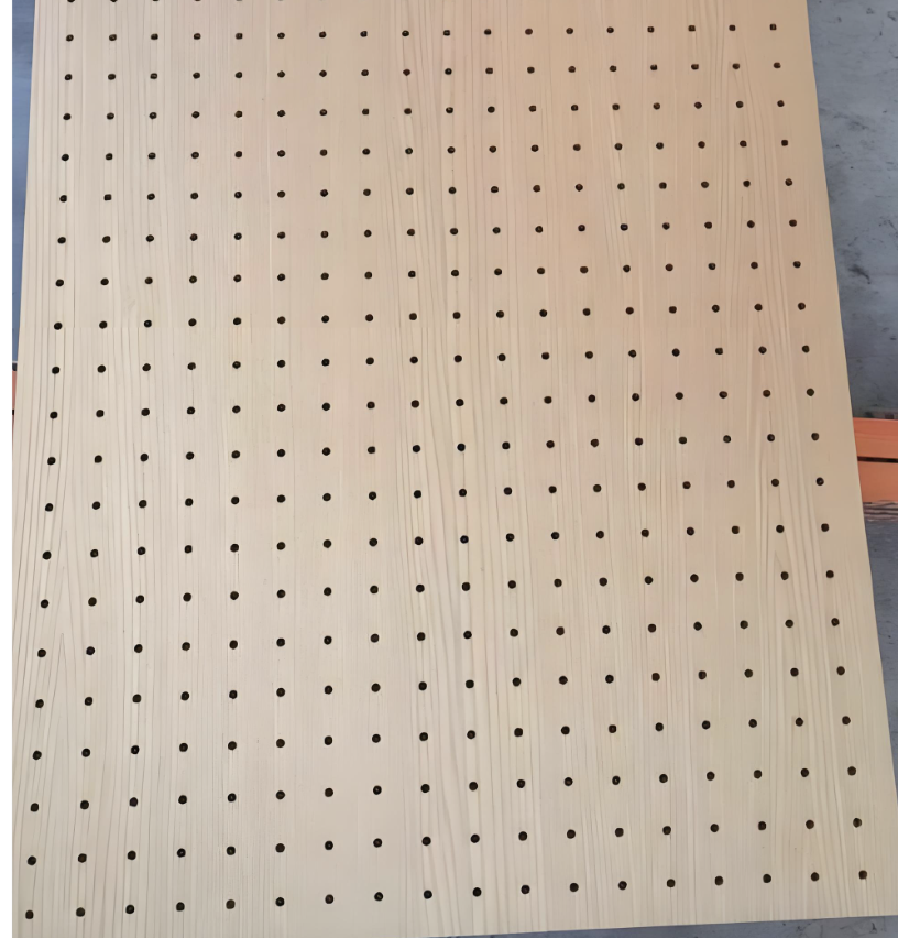 Panneau acoustique perforé en bois