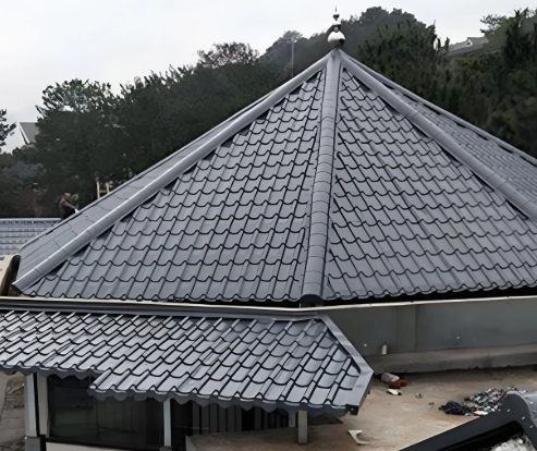 Panel Sandwich Alumunium-Magnesium-Mangan Berinsulasi dan Tahan Api