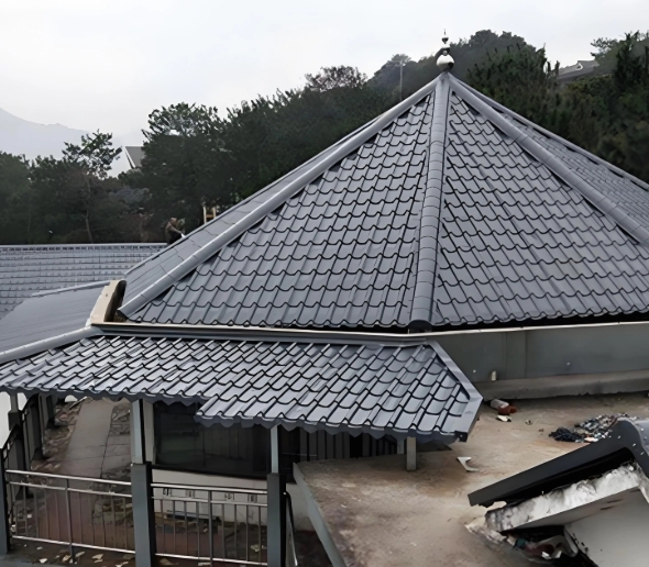 Panel Sandwich Alumunium-Magnesium-Mangan Berinsulasi dan Tahan Api