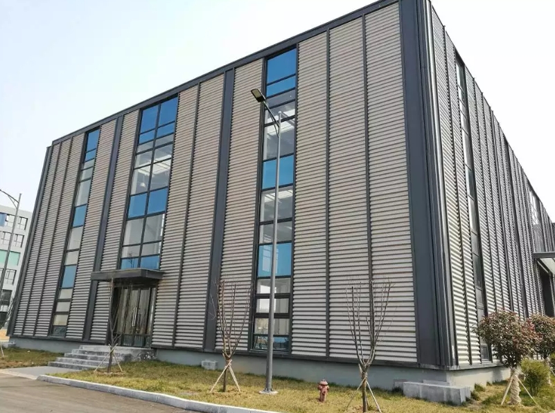 Panel Atap Aluminium-Magnesium-Mangan dengan Lapisan Tepi Berdiri untuk Perumahan Bermerek