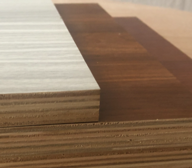 แผ่นคอมโพสิตต้านไฟพิเศษสำหรับเรือ