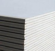 แผ่นจีปซั่มกันชื้นและกันน้ำ ที่มีชั้นป้องกันความชื้น